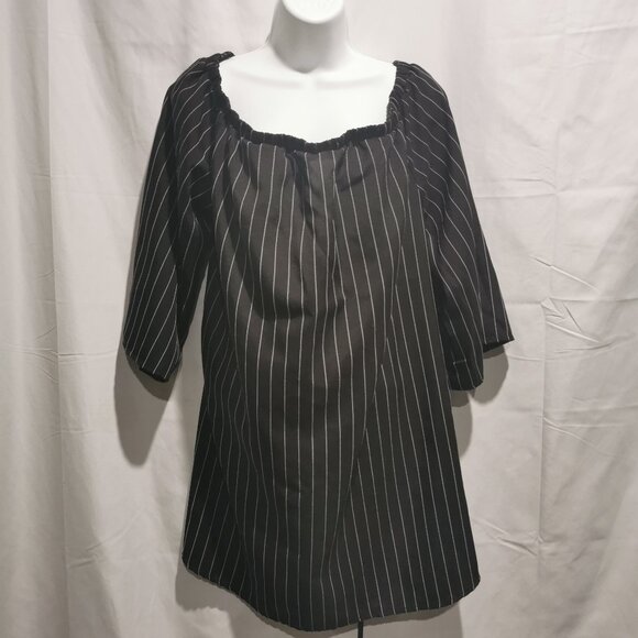 Pinstriped 3/4 Sleeve Blouse with Lace Up Details on the Back Size XXL EUC # 196 - Picture 1 of 8